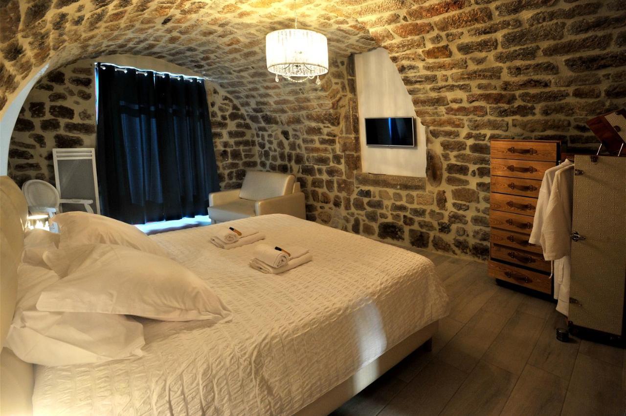 Sanilhac  Chambre D'Hote Avec Jacuzzi מראה חיצוני תמונה